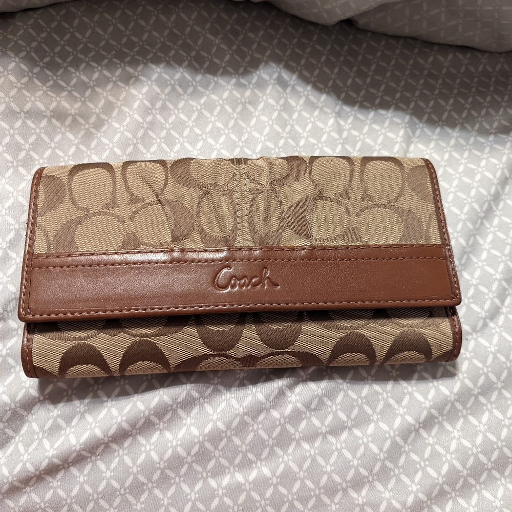 Coach wallet